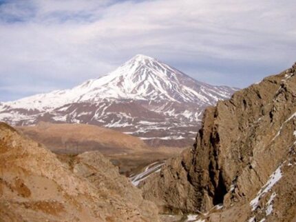 ダマヴァンド山 好奇心の塊