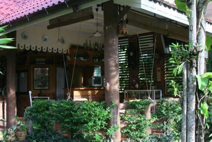 現在の画像に代替テキストがありません。ファイル名: タイで田舎暮らし(24)目的地に到着2.jpg