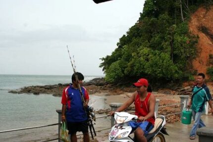 現在の画像に代替テキストがありません。ファイル名: タイで田舎暮らし(49)タイ人家族とお出掛け(2)4.jpg
