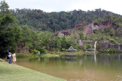 現在の画像に代替テキストがありません。ファイル名: タイで田舎暮らし（５２）タイ人家族とお出掛け（５）2.jpg